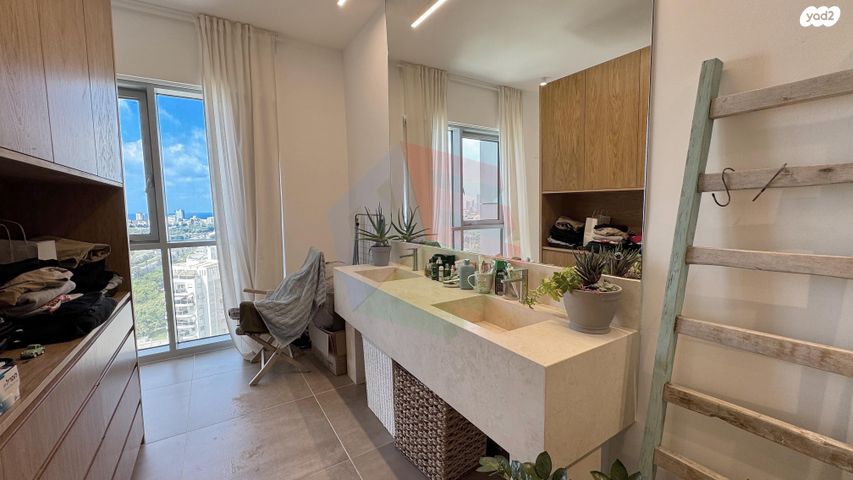 דירה, שדרות לוי אשכול 2, כוכב הצפון, תל אביב יפו