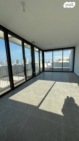 גג/ פנטהאוז, אחד העם, לב תל אביב, לב העיר צפון, תל אביב יפו