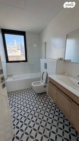 גג/ פנטהאוז, אחד העם, לב תל אביב, לב העיר צפון, תל אביב יפו