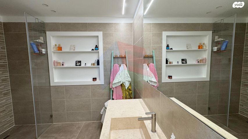 דירה, שדרות לוי אשכול 2, כוכב הצפון, תל אביב יפו