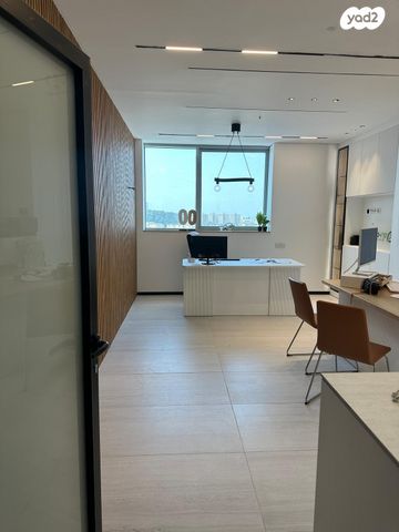 משרדים, קרית מוצקין