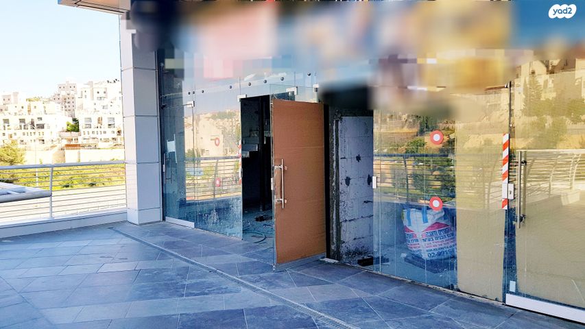 חנויות/ שטח מסחרי, רבי מנחם פרוש 12, שכונת המע"ר, בית שמש