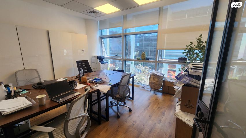 משרדים, הרצליה