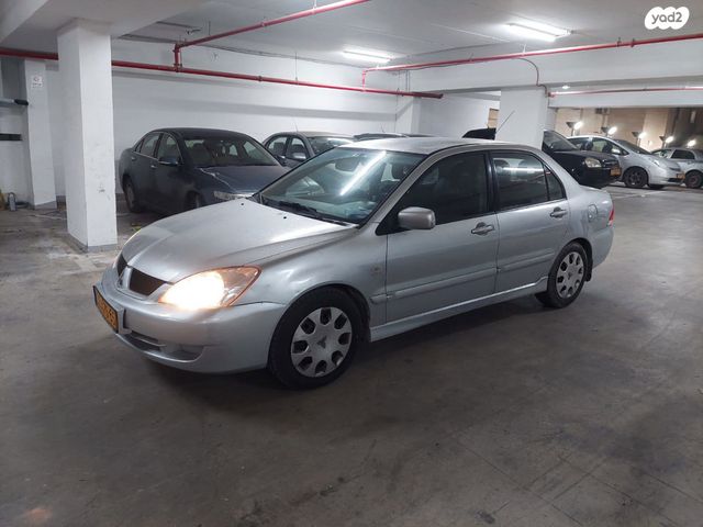 מודעת רכב מיצובישי לנסר