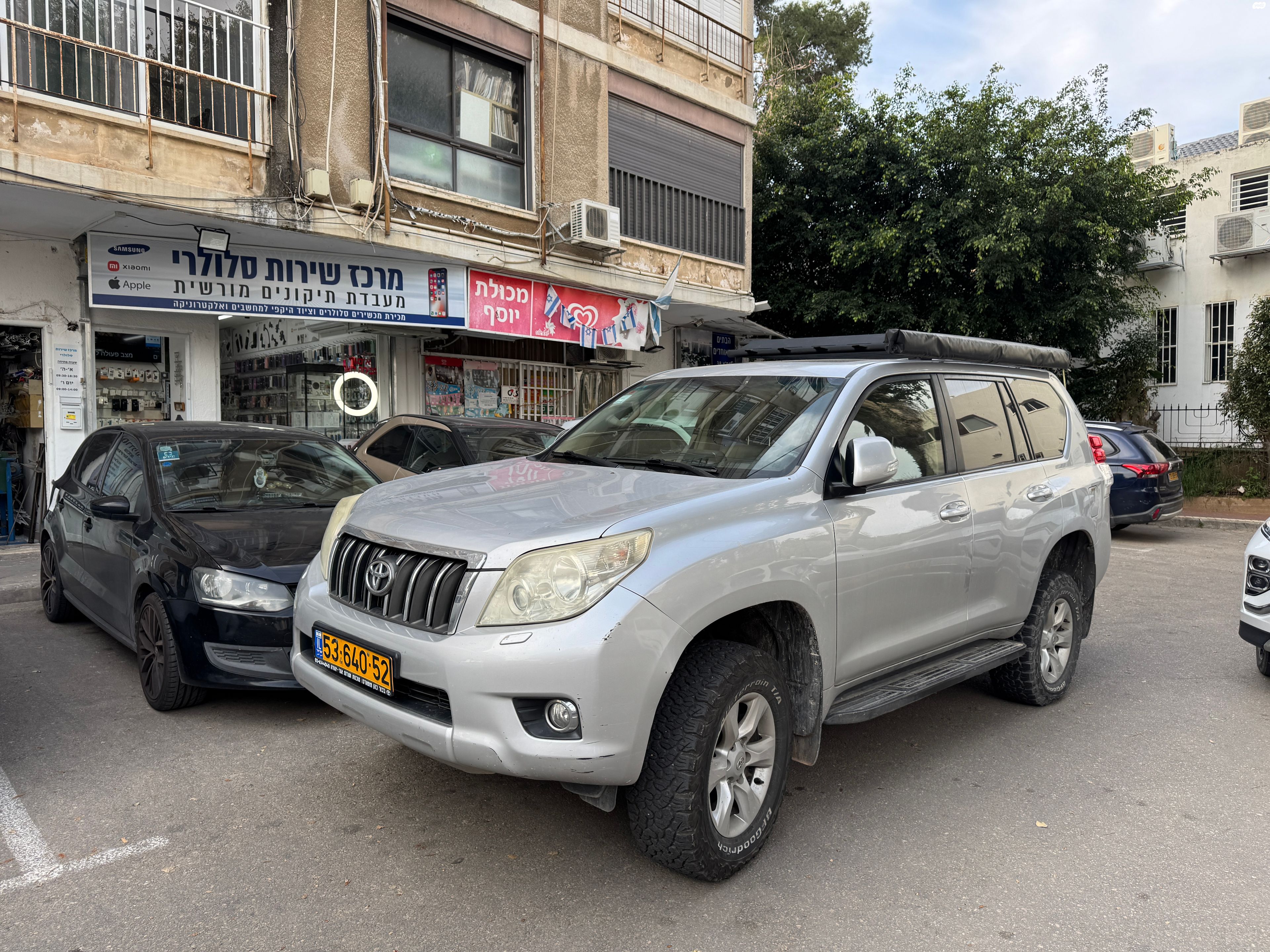 מודעת רכב טויוטה לנד קרוזר