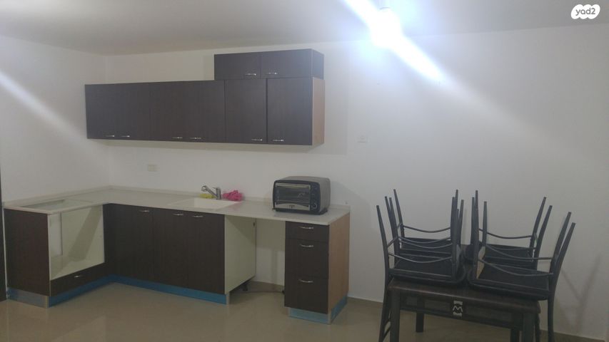 דירת גן, שדרות רפאל סויסה 19, בר לב, מזכרת בתיה