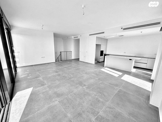 גג/ פנטהאוז, רמת השרון