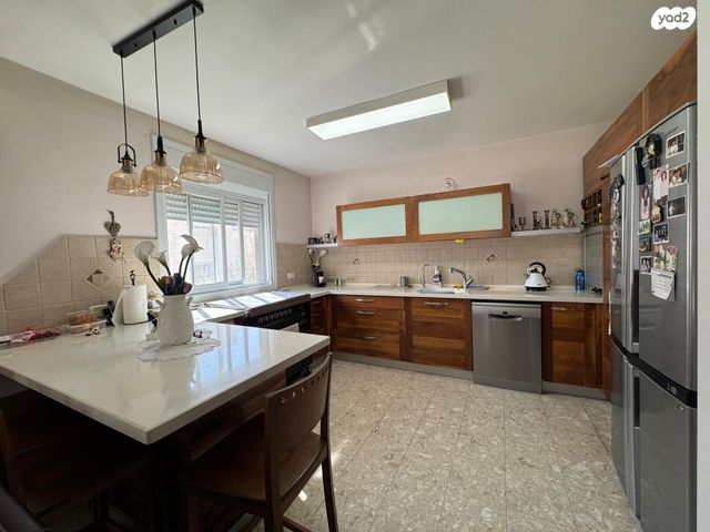 דירת גן, לבונה, הנחלים, מודיעין מכבים רעות