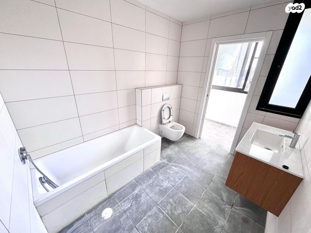 גג/ פנטהאוז, רמת השרון