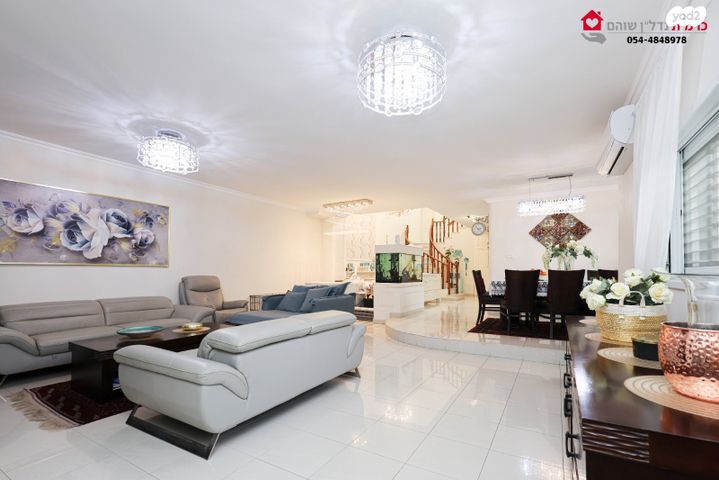 דו משפחתי, הבשור, שוהם