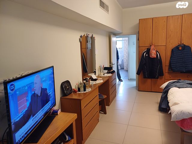 דירה, ביאליק 57, שכונת חשמונאים, מרכז העיר א, רמת גן