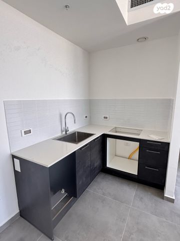 דירה, פלורנטין 11, פלורנטין, תל אביב יפו