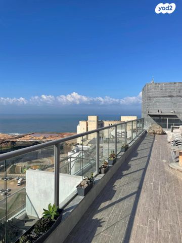 גג/ פנטהאוז, גלי הים, נתניה