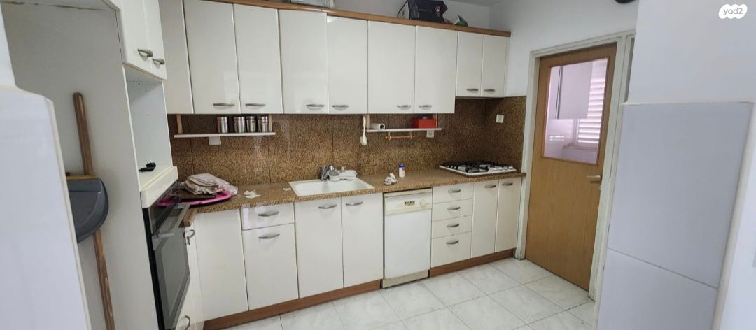 דירה, התזמורת, נאות אשלים, ראשון לציון