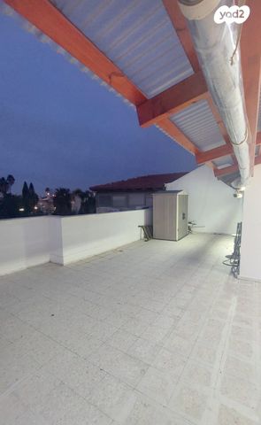 דופלקס, בית דגן