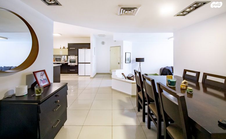 דירה, יברבוים, רמז, מערב ותיק, ראשון לציון