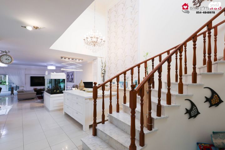 דו משפחתי, הבשור, שוהם