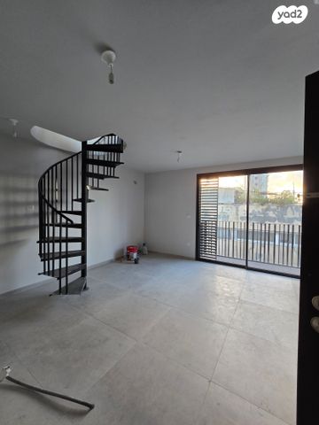 גג/ פנטהאוז, פלורנטין, תל אביב יפו