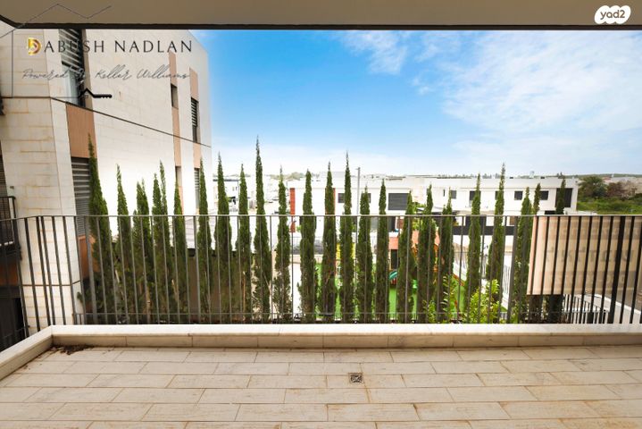 דירה, השלווה, שרונה, כפר יונה