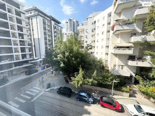 דירה, תרע"ד, שכונת הראשונים, רמת גן