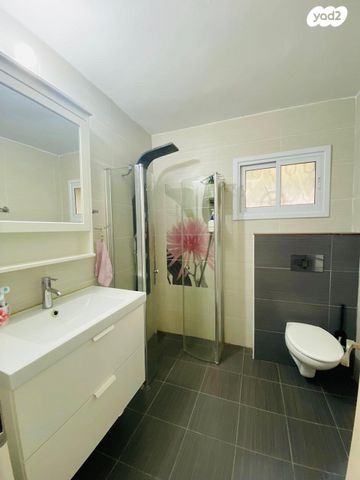 בית פרטי/ קוטג', להבים