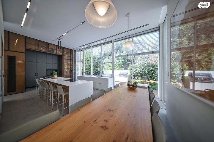 בית פרטי/ קוטג', ז'בוטינסקי, הדרי סמל, נס ציונה