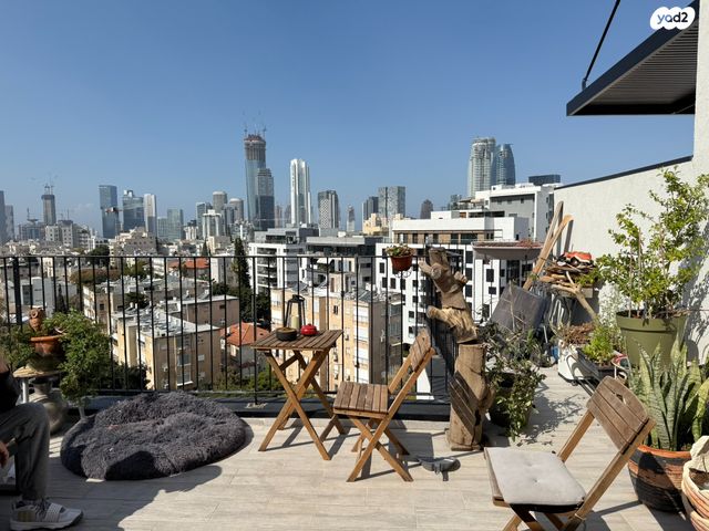 גג/ פנטהאוז, בלוך 5, בורוכוב, גבעתיים