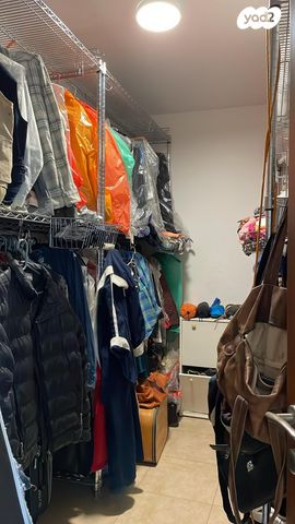 דו משפחתי, רחובות