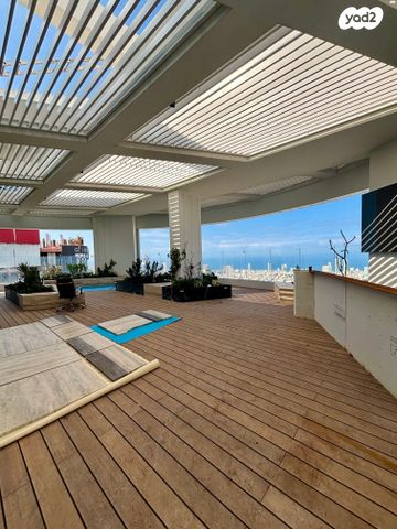 דירה, גרציאני יצחק 10, גני שרונה, קרית הממשלה, תל אביב יפו