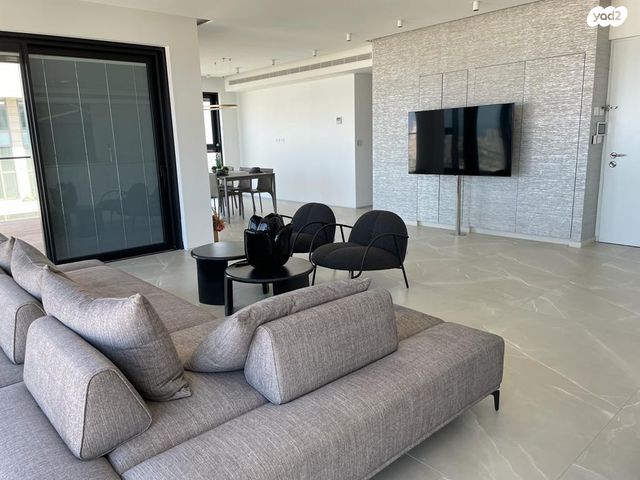 דירה, צמרות איילון, פארק צמרת, תל אביב יפו