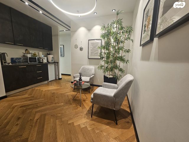 משרדים, הנופר, אזור תעשייה קרית אתגרים, רעננה