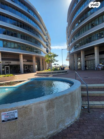 משרדים, מודיעין מכבים רעות