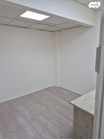 חנויות/ שטח מסחרי, הבנאים 6, קרית איתנים, אשדוד