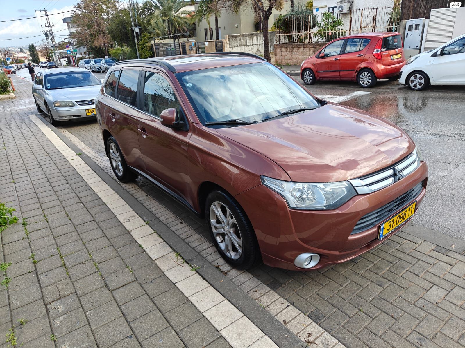 מודעת רכב מיצובישי אאוטלנדר