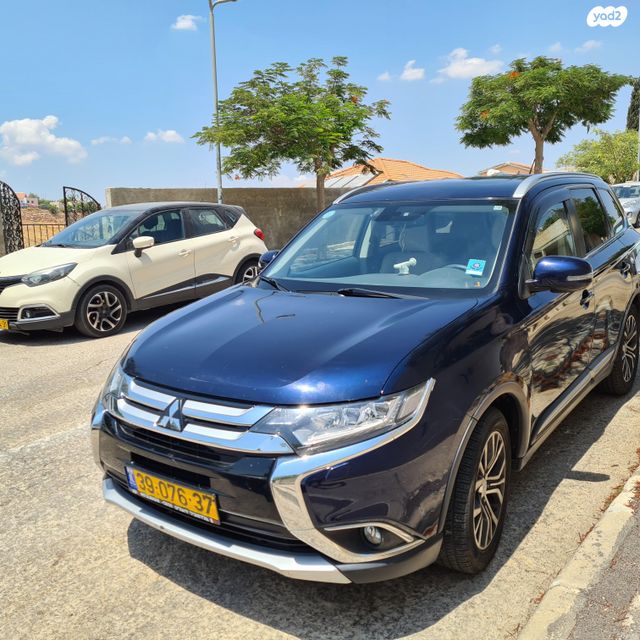 מיצובישי אאוטלנדר