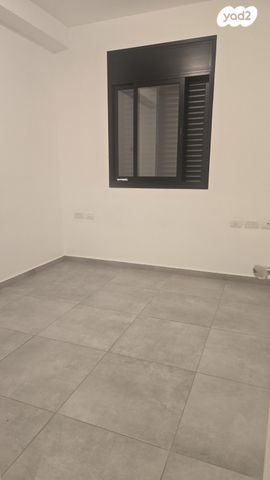 דירה, שמואל הנגיד 22, גרין ועם, חולון