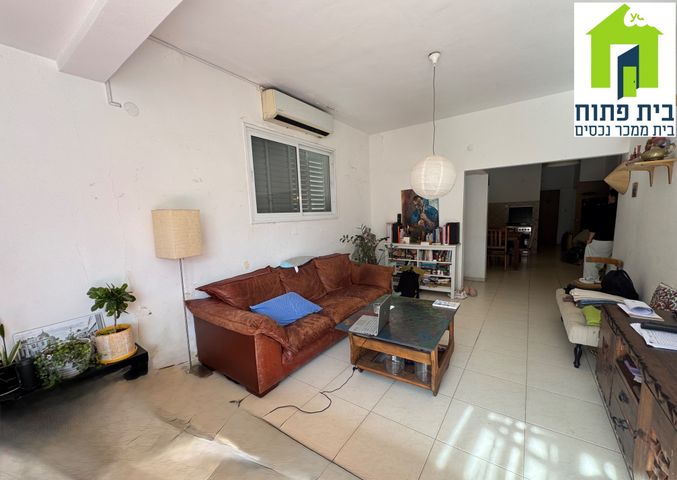 דירת גן, מבקיעים, קרית שלום, תל אביב יפו