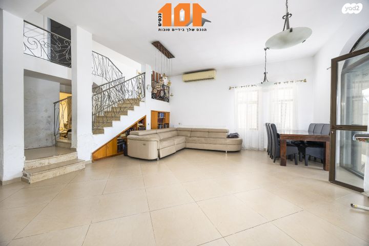 בית פרטי/ קוטג', גבעת זאב