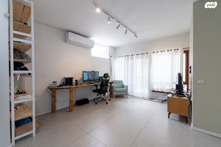 בית פרטי/ קוטג', שניר, שאר העיר, כפר ורדים