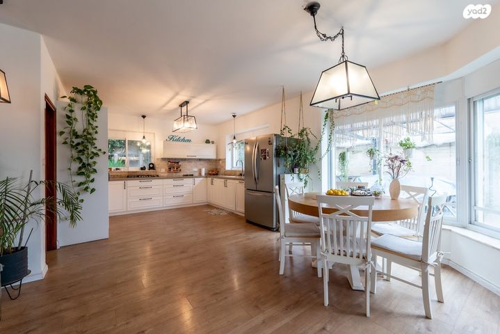 בית פרטי/ קוטג', לוטם 13, הפרחים, כפר ורדים