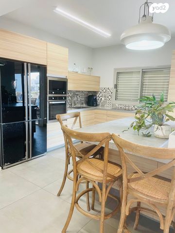 דירה, תל חי, נגבה, רמת גן