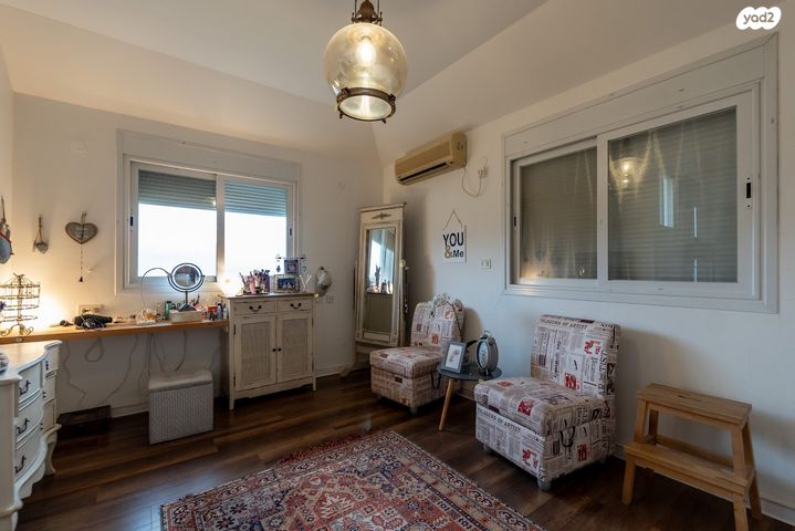 בית פרטי/ קוטג', לוטם 13, הפרחים, כפר ורדים