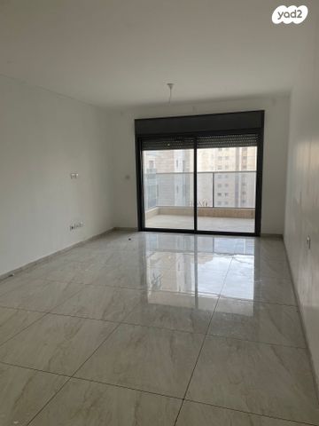 דירה, תפוז, רובע ט"ז, אשדוד