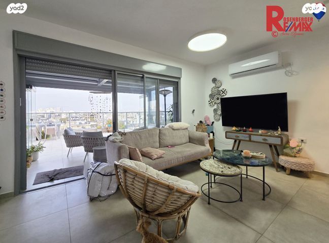 גג/ פנטהאוז, יוסף ברץ 19, חולון