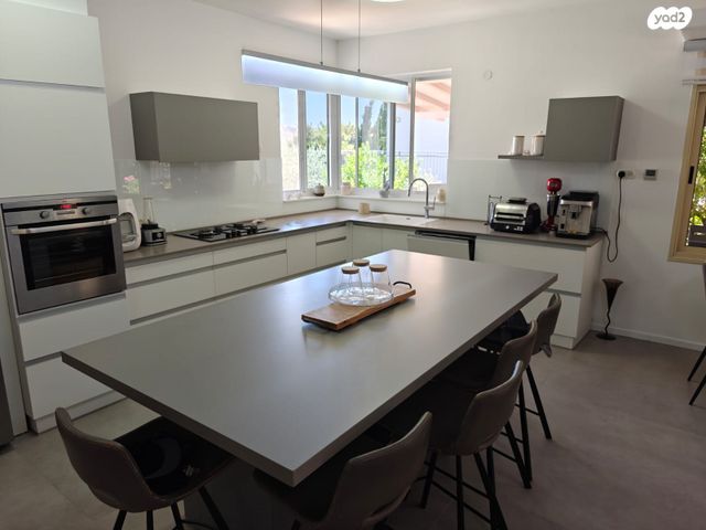 בית פרטי/ קוטג', כפר ורדים