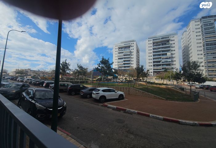 דירה, מאיר עמית, רמת חן ובן ציון, נתניה