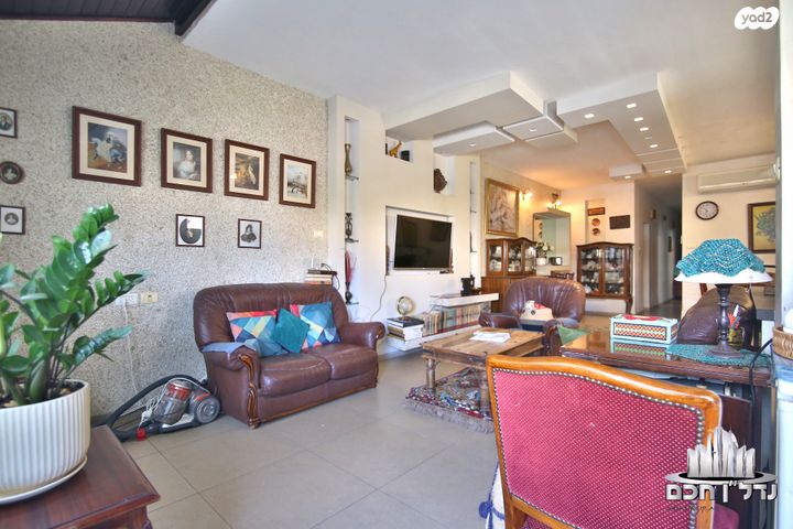 דירת גן, שדרות וייצמן, מוצקין הותיקה, קרית מוצקין