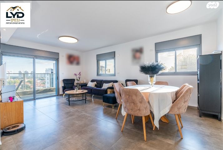 דירה, שדרות מנחם בגין, גבעת אולגה, חדרה