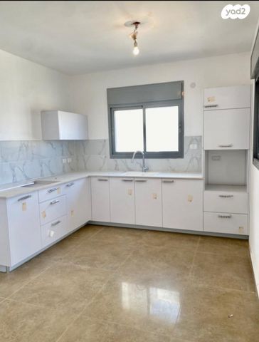 דירה, שדרות מנחם בגין, חדרה