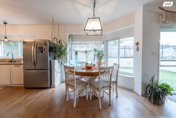 בית פרטי/ קוטג', לוטם 13, הפרחים, כפר ורדים